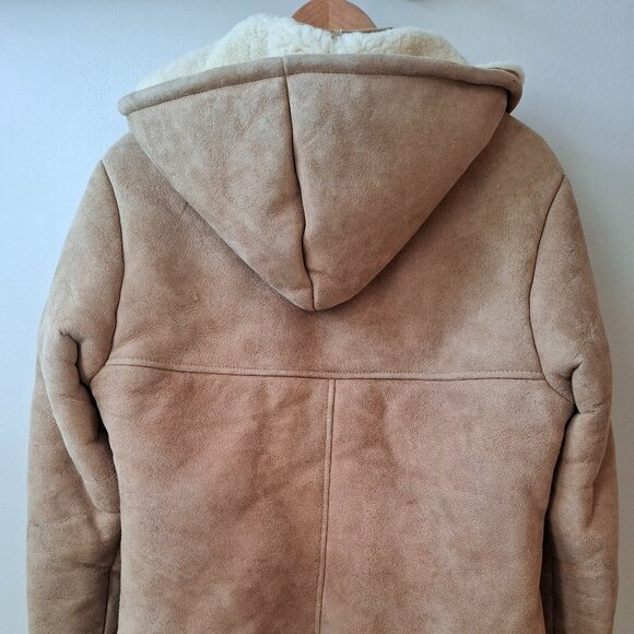 Overland sheepskin coat w removable hood - Picture 3 of 7
